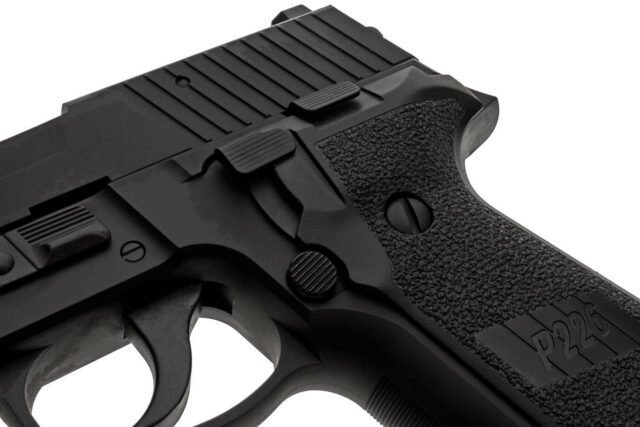 Sig Sauer P226 Railed -5576