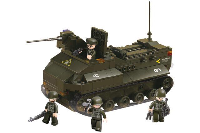 Sluban Armored Vehicle-16929
