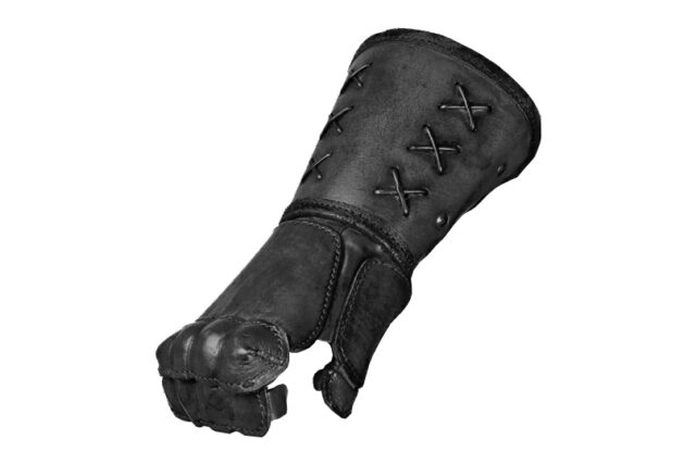 Leather gauntlet Right - M/L-16600