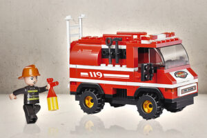 Sluban Fire Truck-0