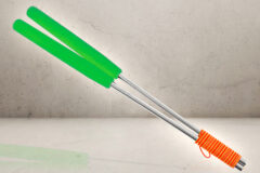 Diabolo metal pinde med grønne greb-0