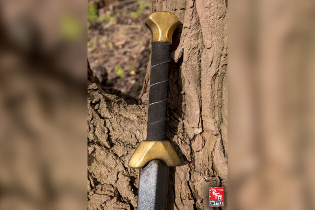 Her ser du et billede Chai sværds lækre greb beklædt med ruskind