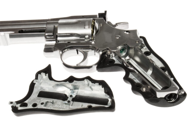 Dan Wesson 715 .357 Magnum 4" Chrome-34061