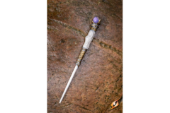 Durentius Wand Tryllestav - Hvid med lilla sten